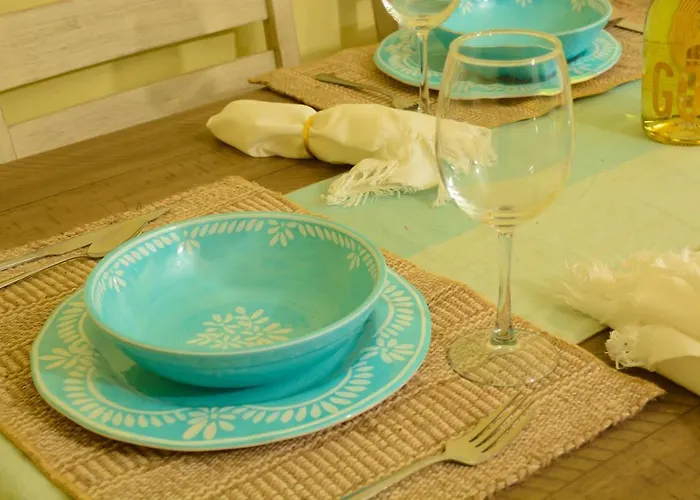 Modern Winter Retreat With Seaview Balcony & Wifi & Ac Apartment *