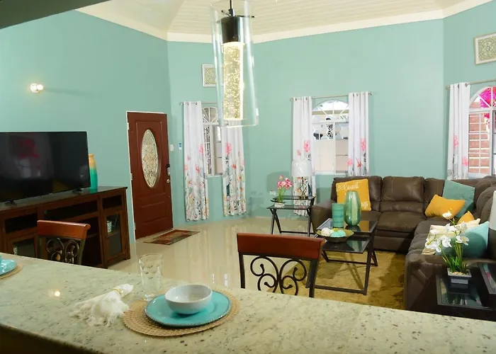 Apartment Modern Winter Retreat With Seaview Balcony & Wifi & Ac *