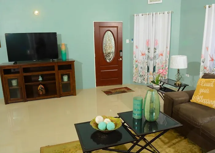 Modern Winter Retreat With Seaview Balcony & Wifi & Ac Apartment *