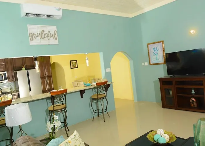 Apartment Modern Winter Retreat With Seaview Balcony & Wifi & Ac