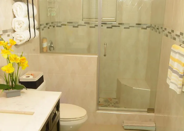 Modern Winter Retreat With Seaview Balcony & Wifi & Ac *